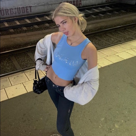 Meet your Posher, Tate - Picture 1 of 1